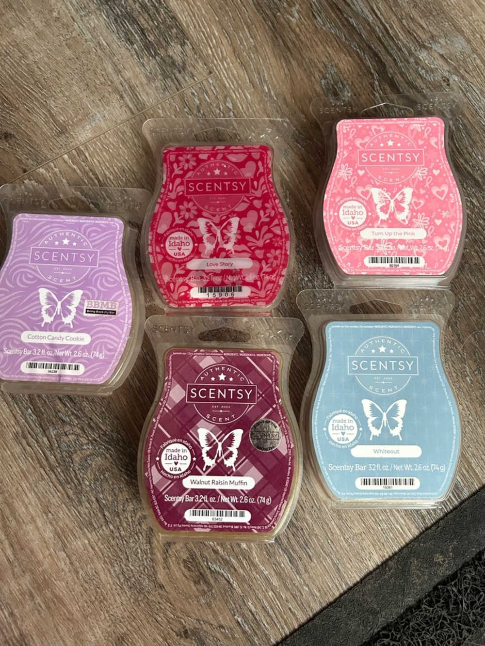 Scentsy Pink, Light Pink, Lavender, Blue & Burgundy Wax Bar Variety Pack